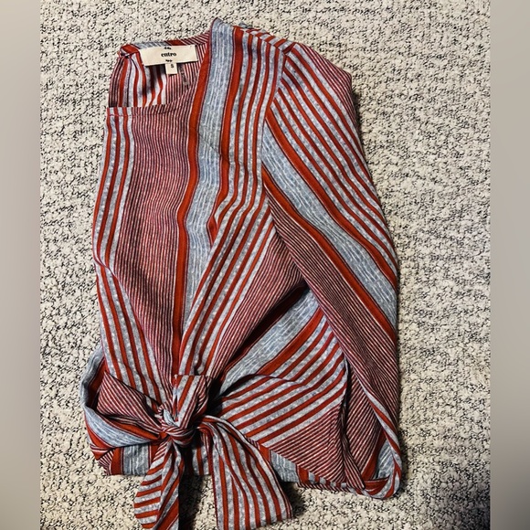 North&Main Flowy Grey and Red Top - Picture 3 of 6